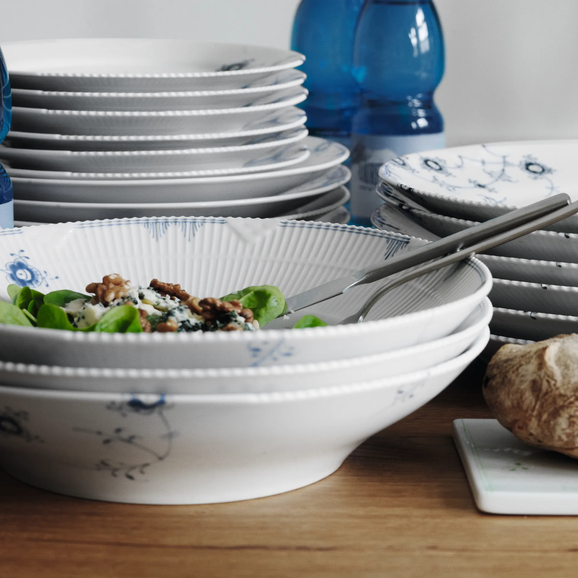 Multicoloured Elements plate, Ø 22 cm-blue Royal Copenhagen