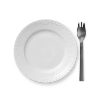 White Fluted Half Lace plate, Ø 17 cm Royal Copenhagen