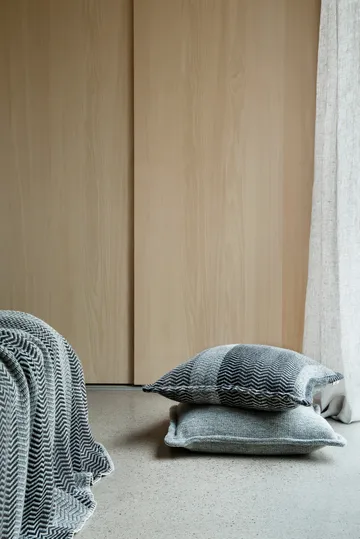 Fri blanket 150x200 cm - Gray day - Røros Tweed
