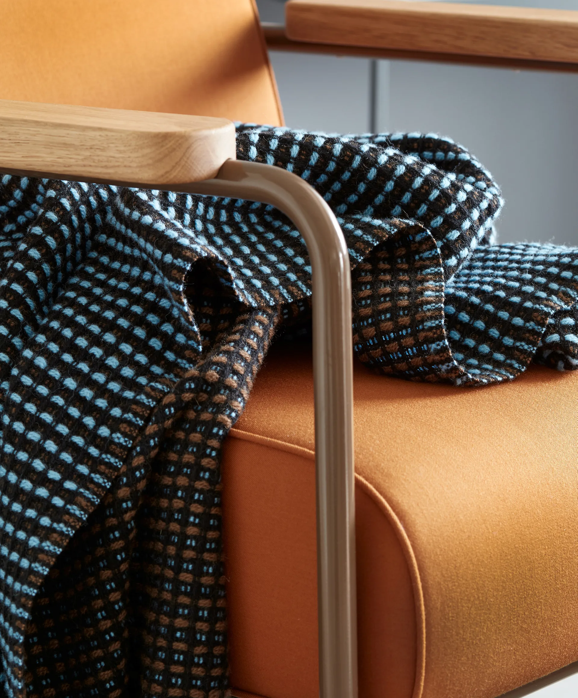 Lofoten throw 150x210 cm, Blue-mule Røros Tweed