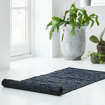 Leather rug 60x90 cm - Black (black) - Rug Solid
