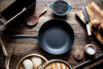 Satake frying pan in lightweight cast iron ceramic - 28 cm - Satake