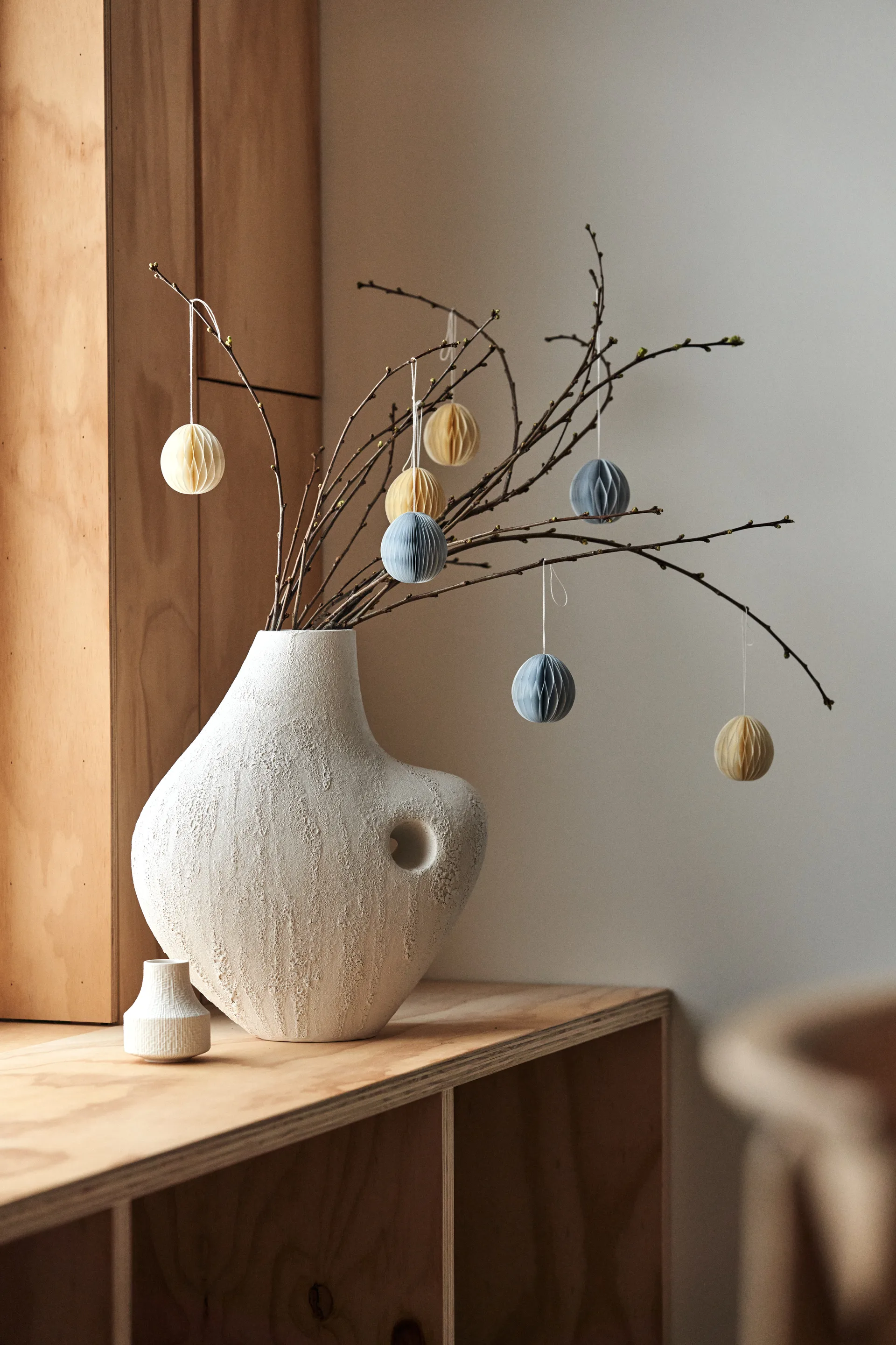 Brooding paper egg 7 cm 6-pack, White Scandi Living