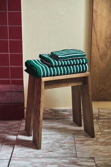 Drift towel 30x50 cm - Green-purple - Scandi Living