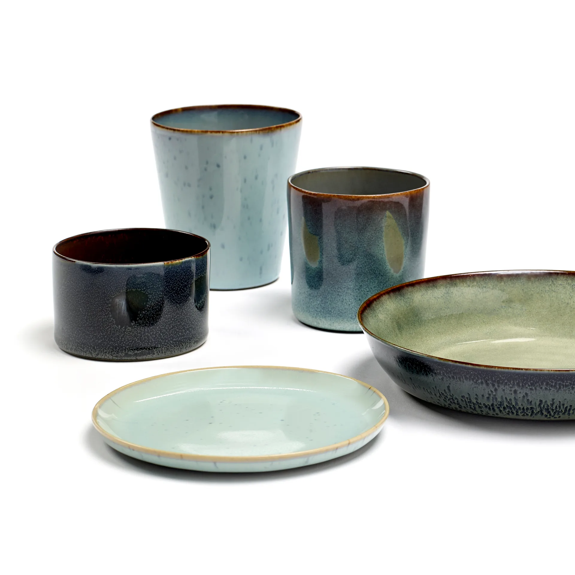 Terres de Rêves cup M, light blue-smokey blue Serax
