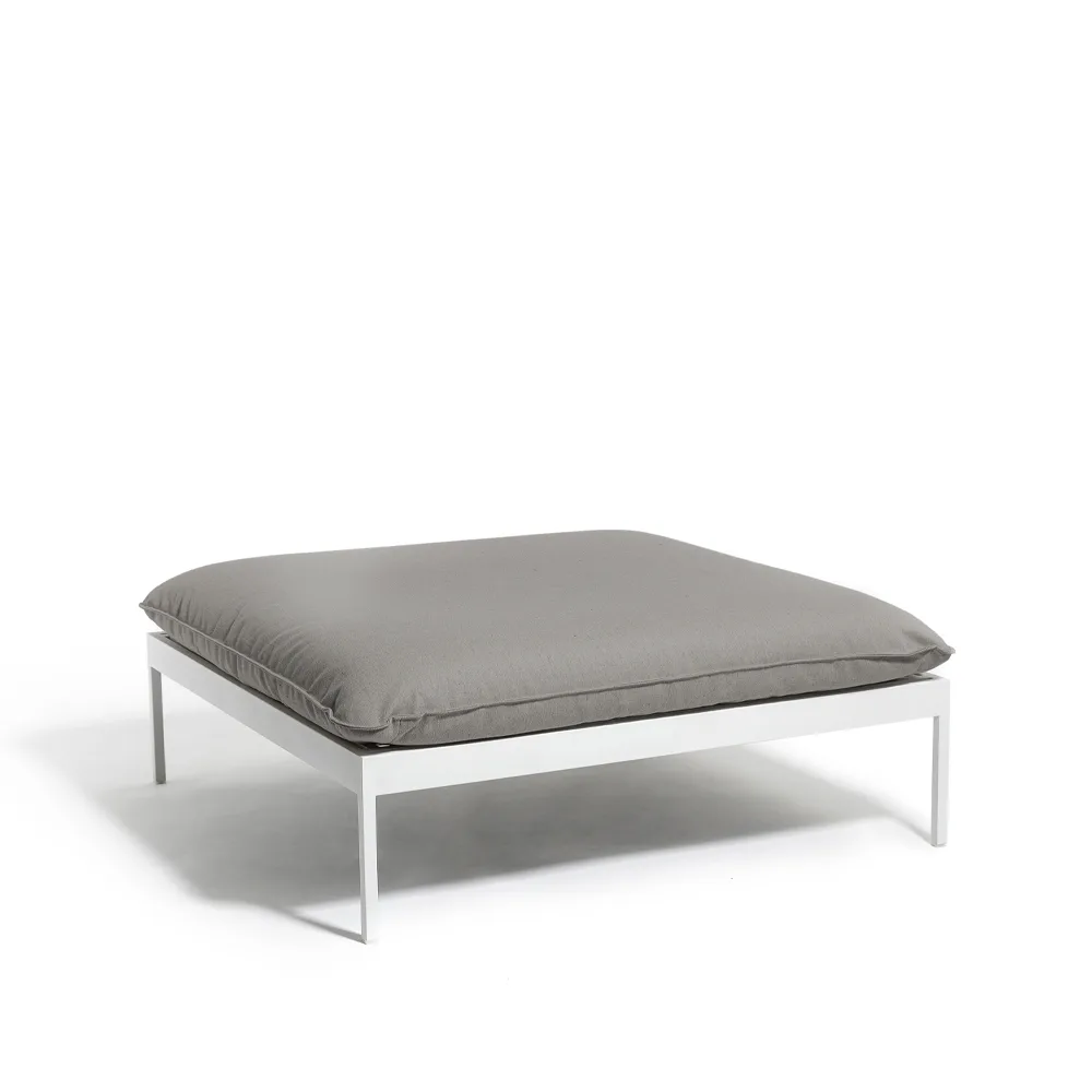 Bönan foot stool, Fiord 551 beige, light grey aluminium frame Skargaarden