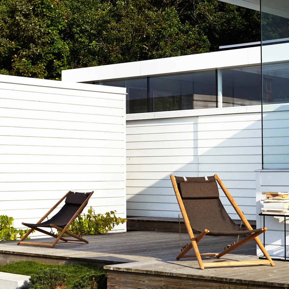 H55 lounge chair teak, Agora Nautic black Skargaarden