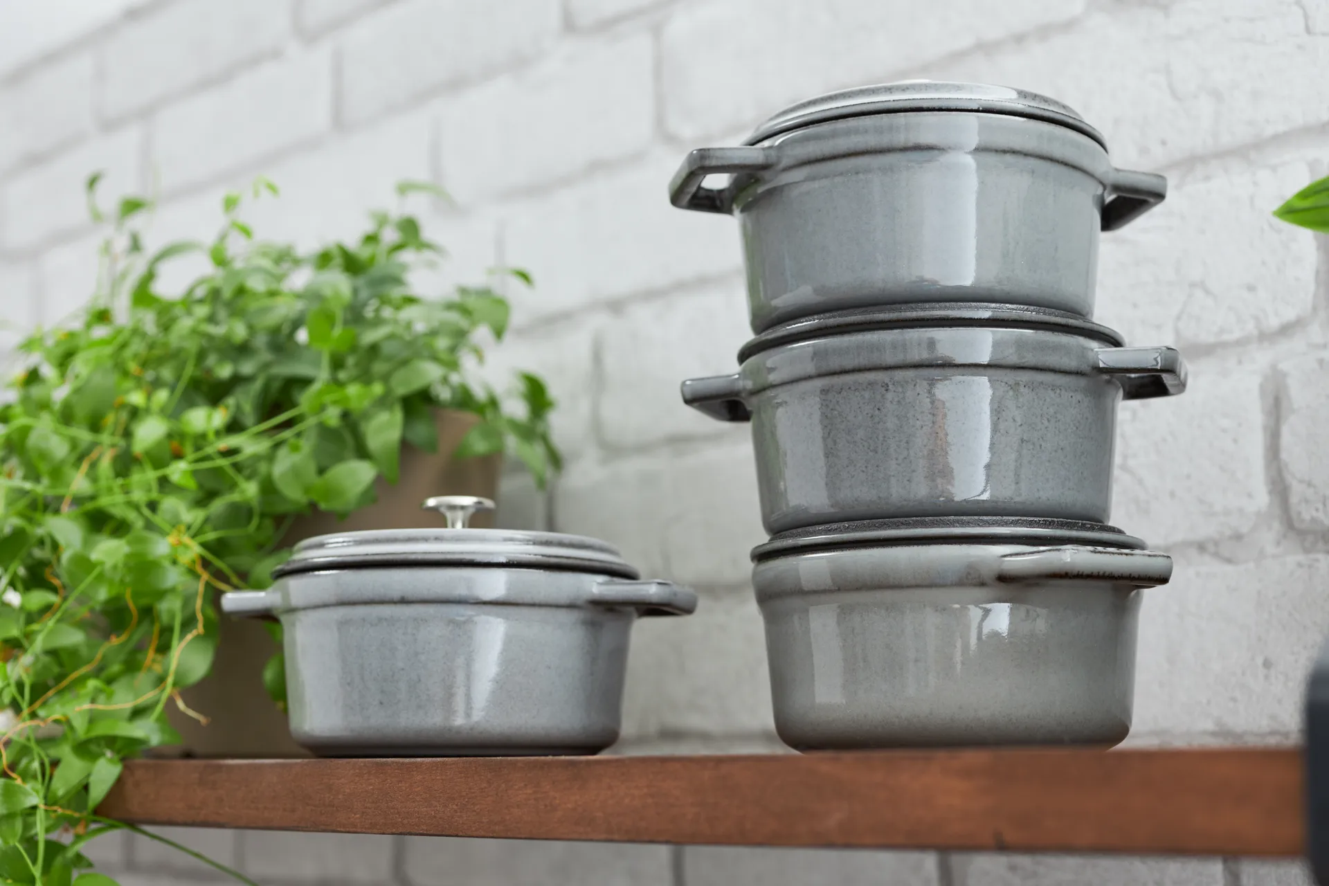 Staub La Cocotte round pot cast iron 0.8 L, Graphite gray STAUB