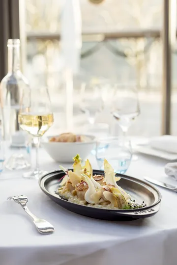 Staub oval fish dish - black - STAUB