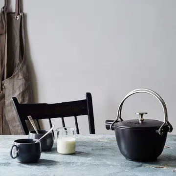 Staub teapot round 1.15 L - Black - STAUB