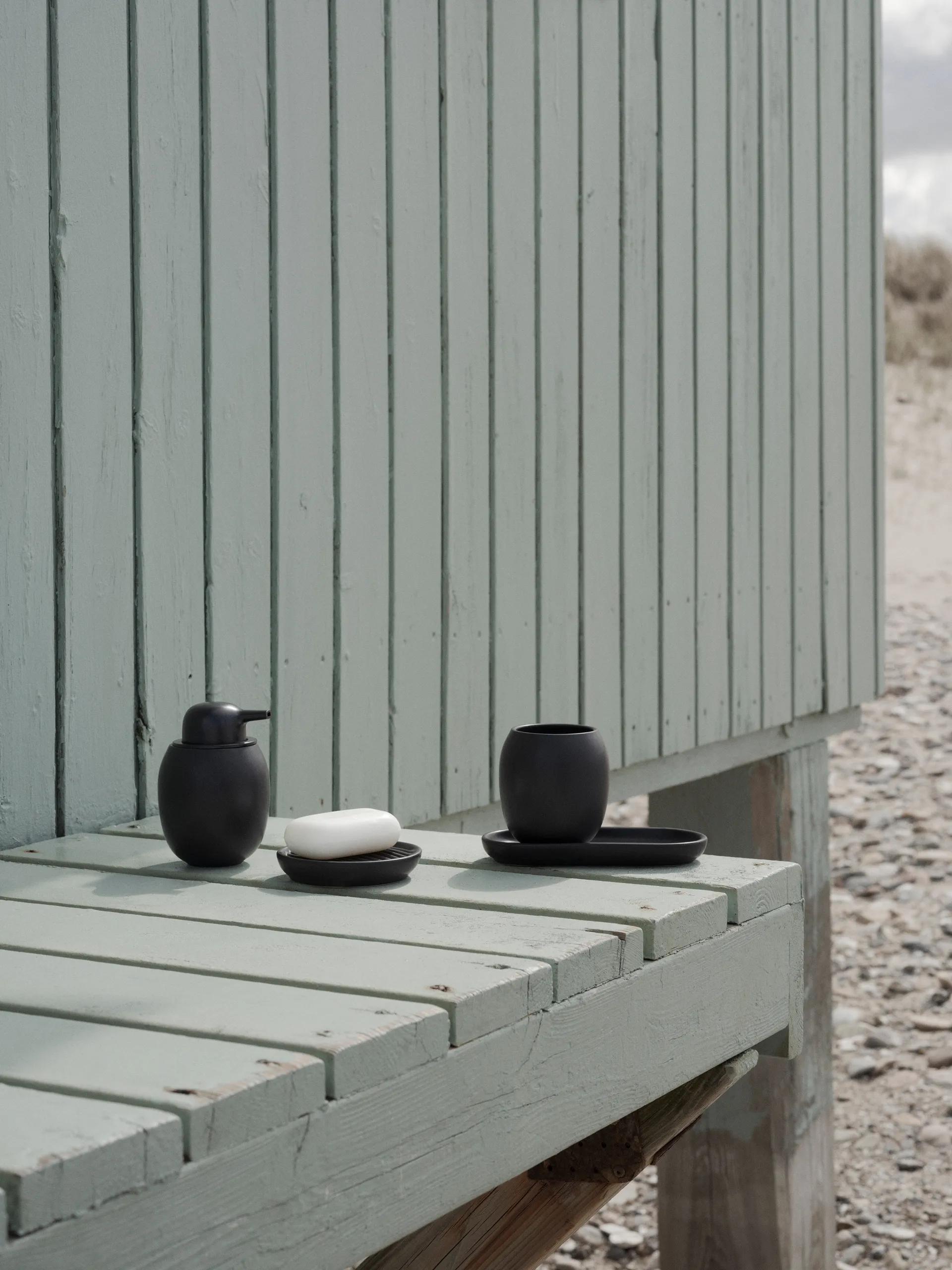Fjord toothbrush mug, Black Stelton