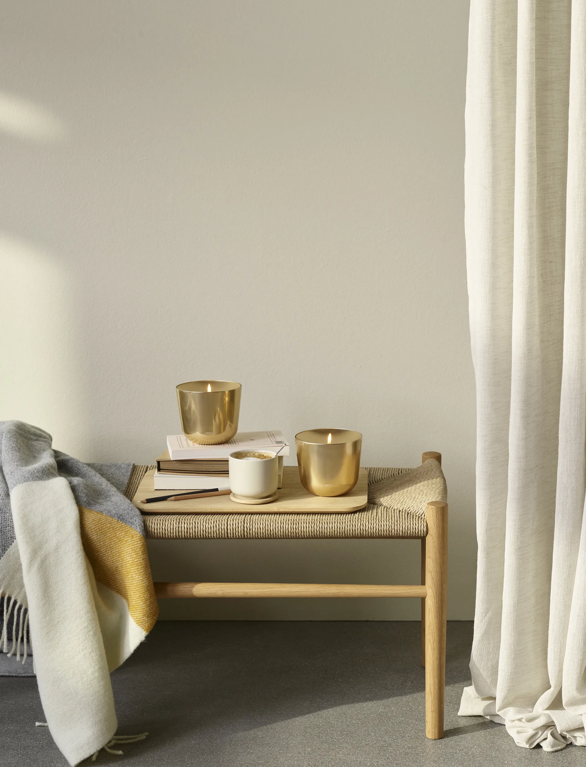 Solis oil lamp Ø11.5 cm, Brass Stelton