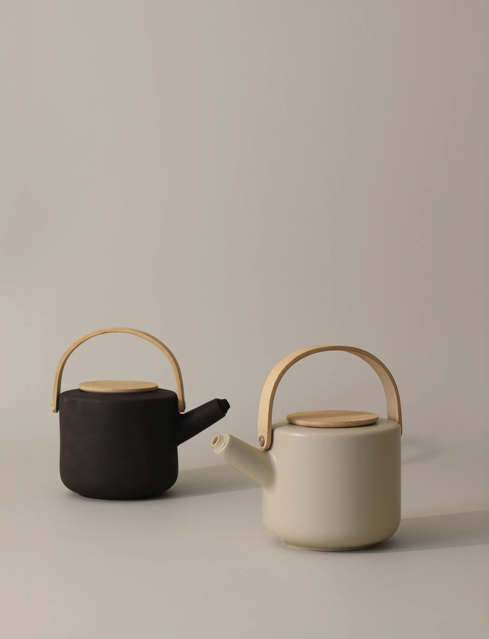 Theo Teapot 0.7 L, Black Stelton