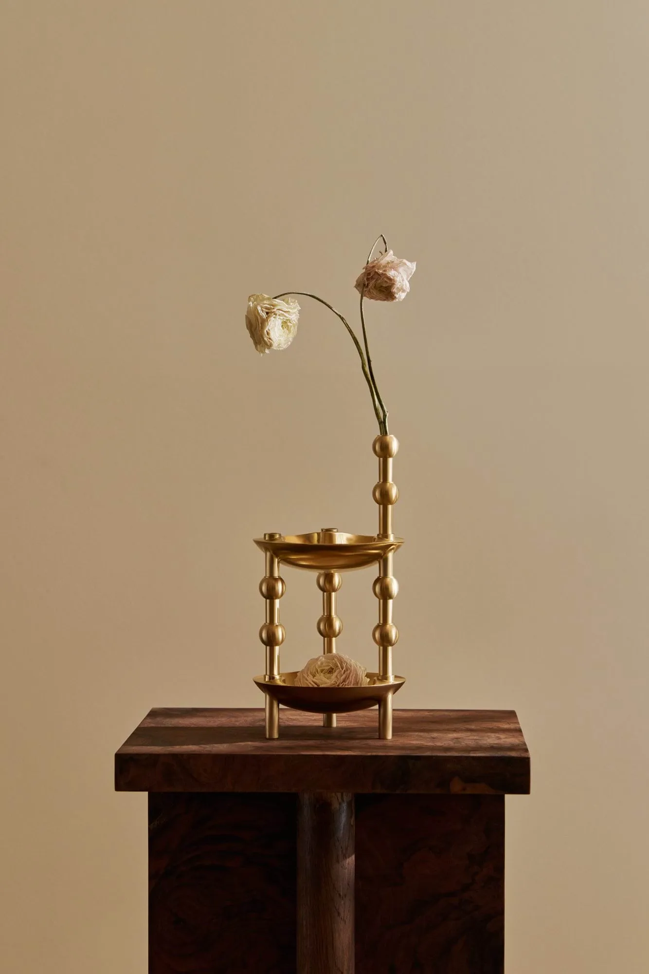 Nagel bowl, Brushed brass STOFF Nagel
