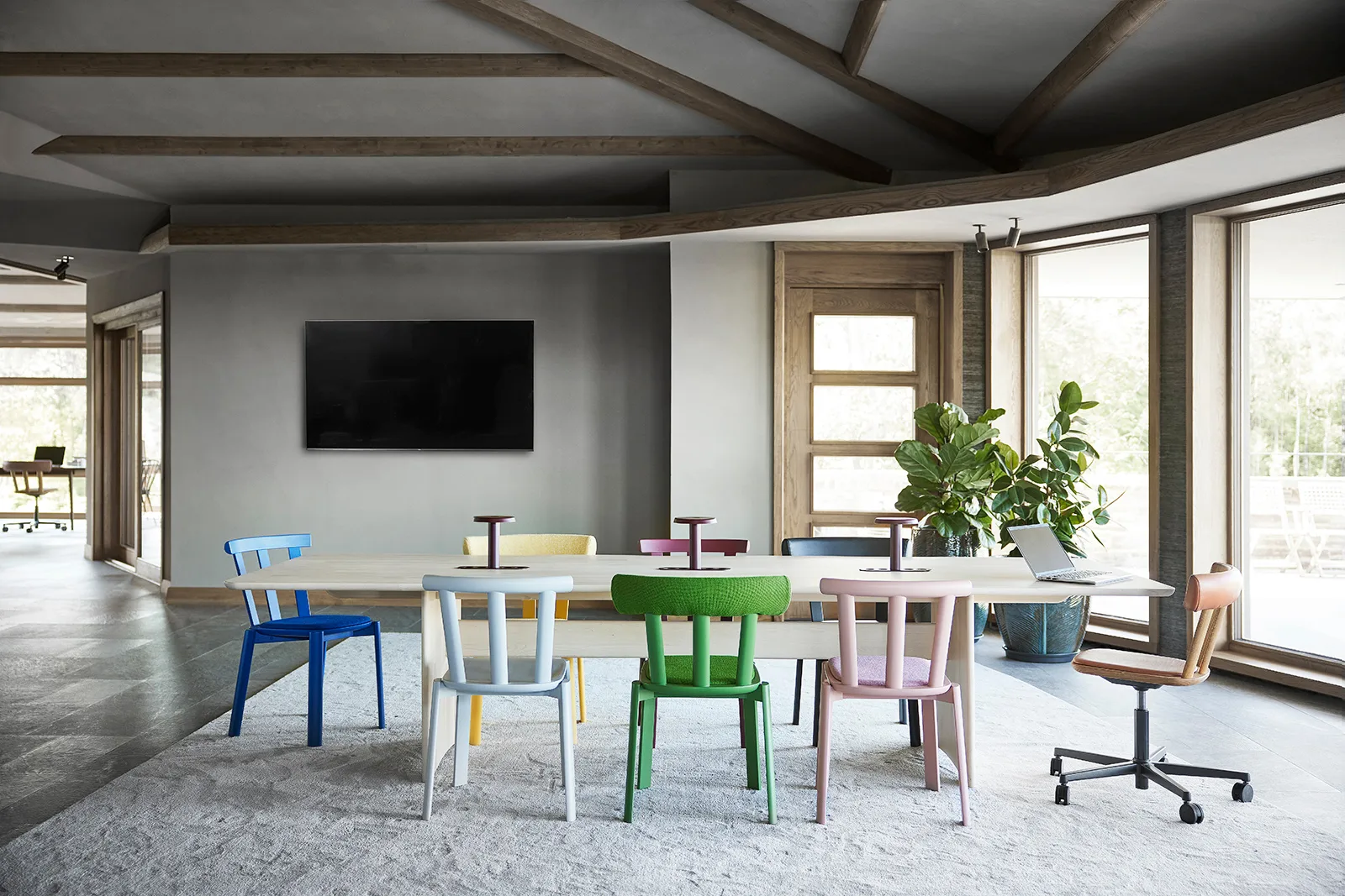 Alt table 90x320 cm birch, Light matte lacquer Stolab