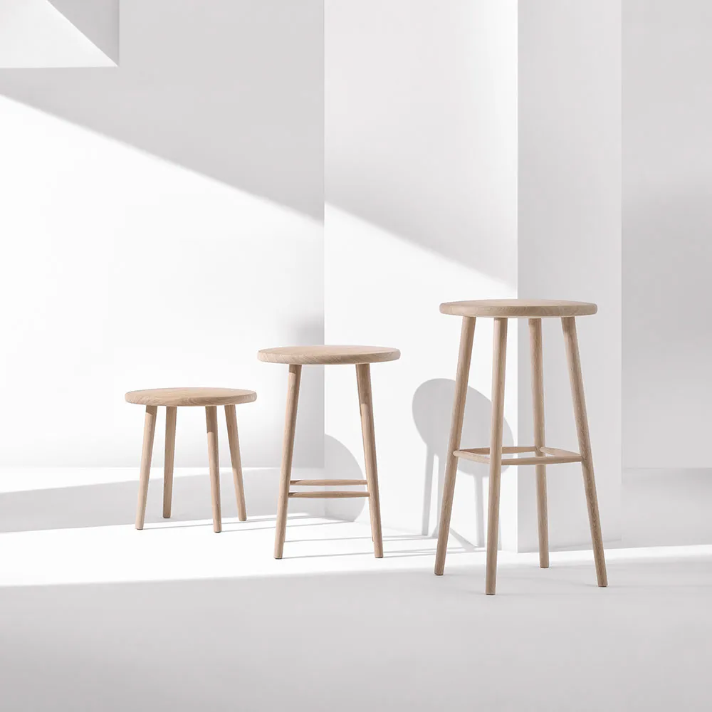 Miss Button bar stool, Oak white oiled. medium Stolab