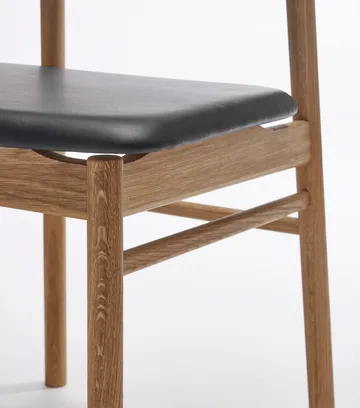 Prima Vista chair oiled oak - Leather Elmosoft 99001 black - Stolab