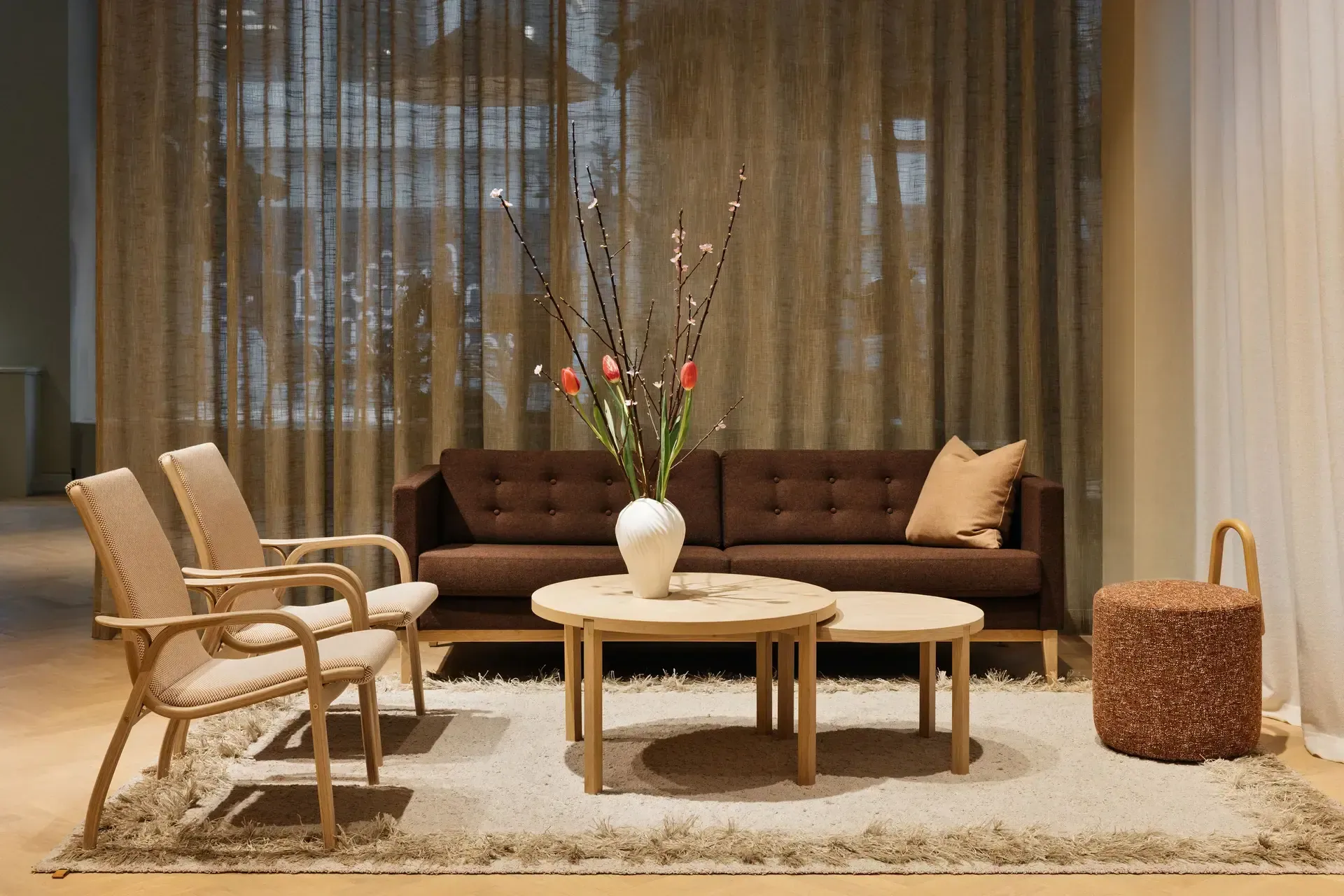 Laminett armchair, Sheepskin Off white-lacquered beech Swedese