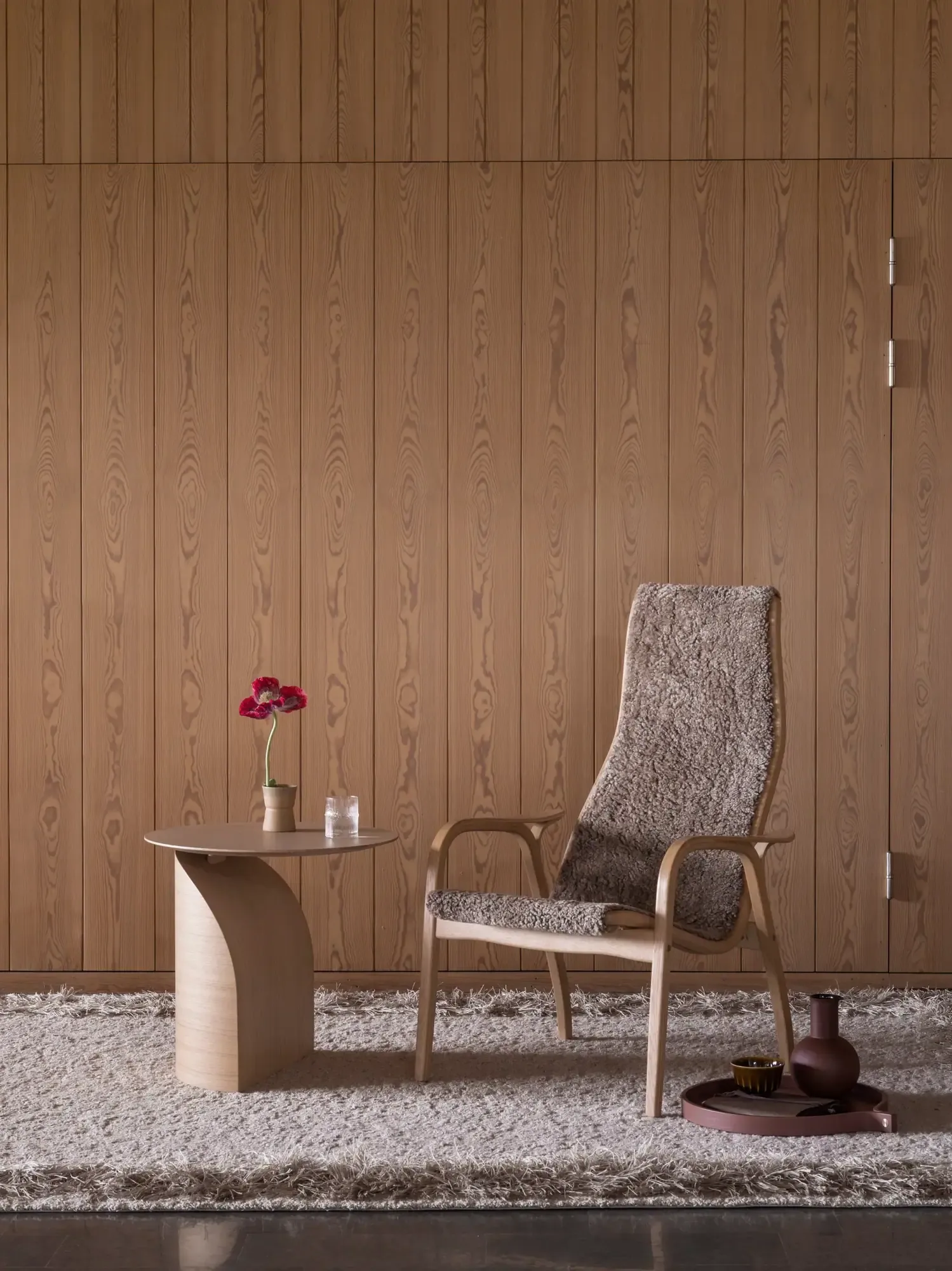 Lamino armchair, Sheepskin Espresso-oiled walnut Swedese