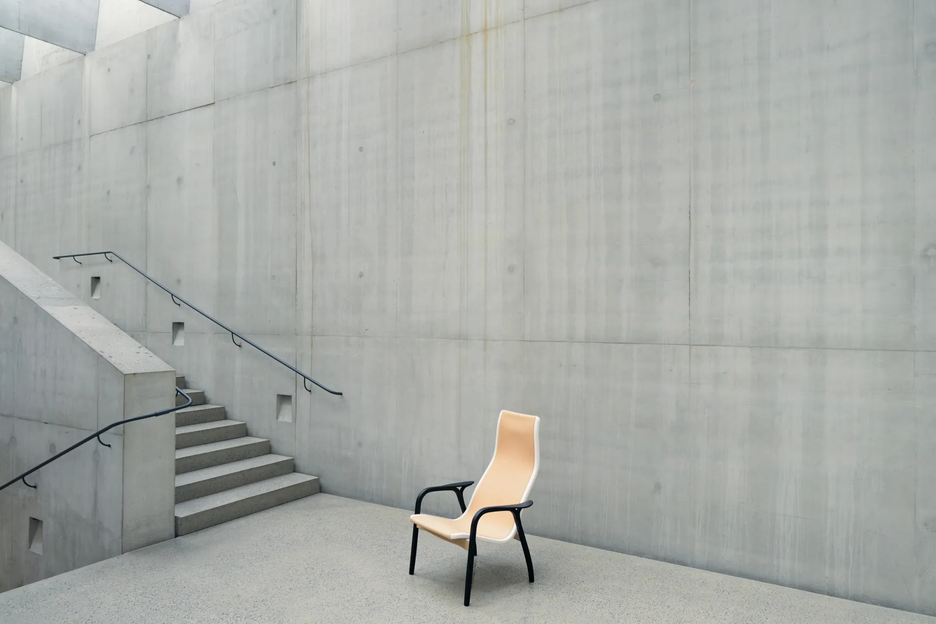 Lamino Duality easy chair, Black washed Swedese