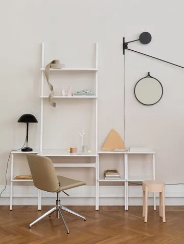 Libri shelf 2 shelf - Ash lacquered nutmeg - Swedese
