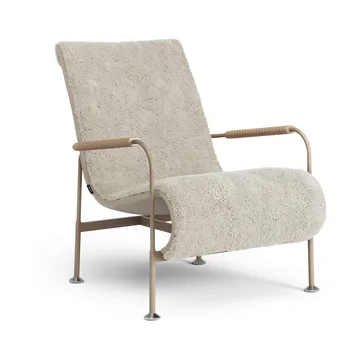 Serpentine armchair - Sheepskin Moonlight-nutmeg-Tärnsjö Nature - Swedese