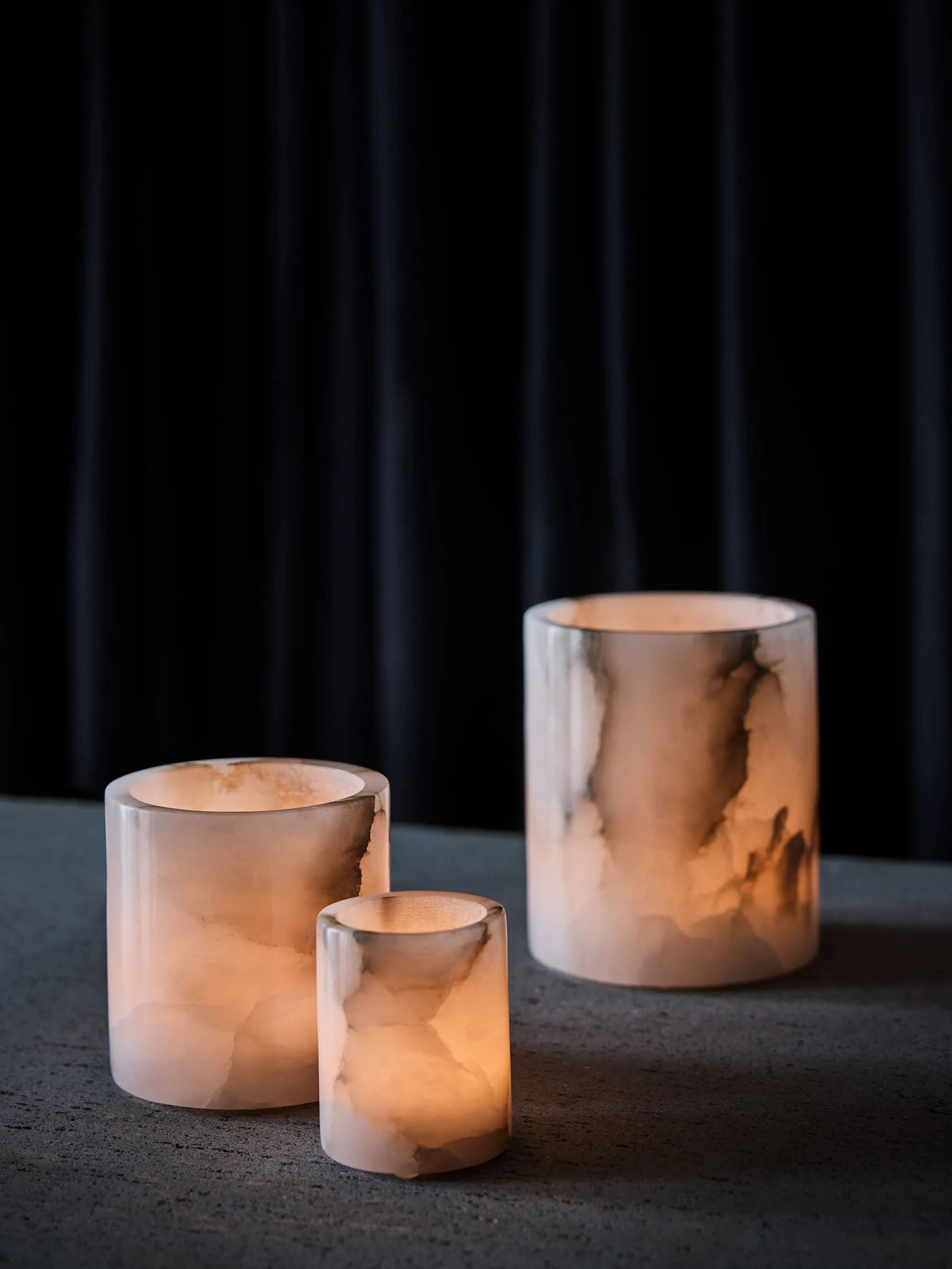 Alabaster candle holder, White-beige, XS 7.5 cm Tell Me More