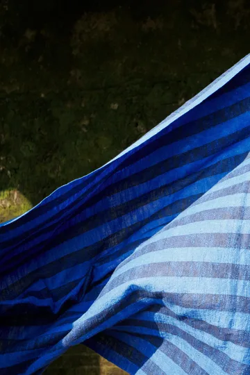 Band throw 160x200 cm - Blue & Black - Tom Dixon
