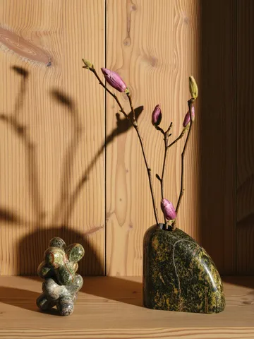 Boulder vase - 17x7x16.2 cm - Tom Dixon
