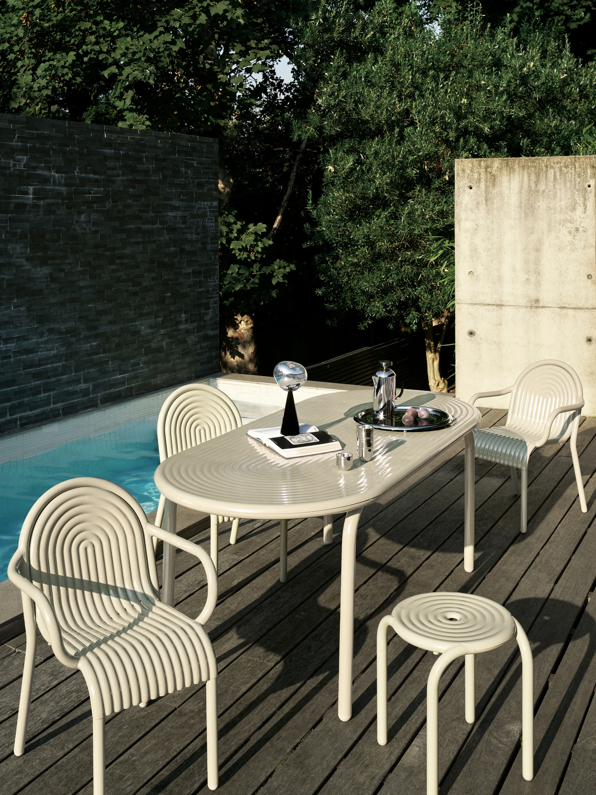 Groove armchair, Putty Tom Dixon