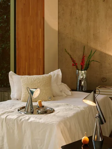 Pose Portable LED table lamp - Silver - Tom Dixon