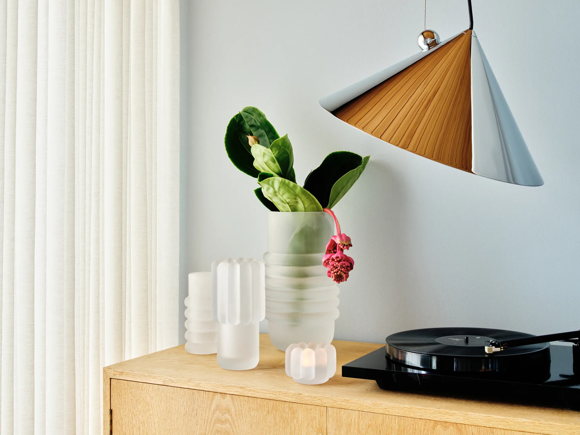 Press Medium vase, Frosted Tom Dixon