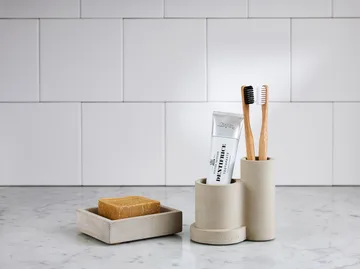 Smile toothbrush holder 7.5x11 cm - grey - Tove Adman