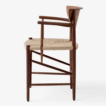 Drawn chair HM4 with armrest - Walnut - &Tradition