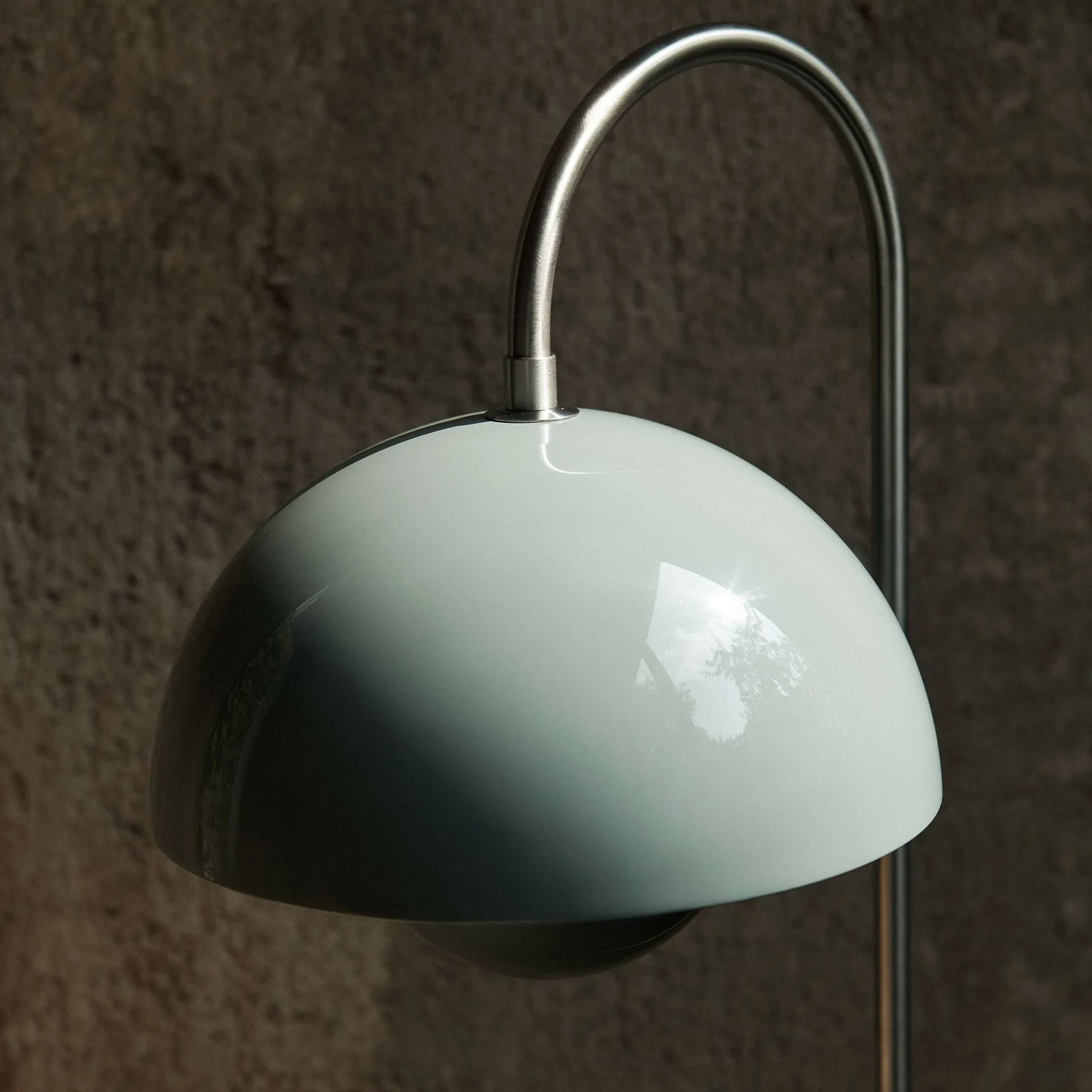 Flowerpot VP12 floor lamp, Stone blue &Tradition