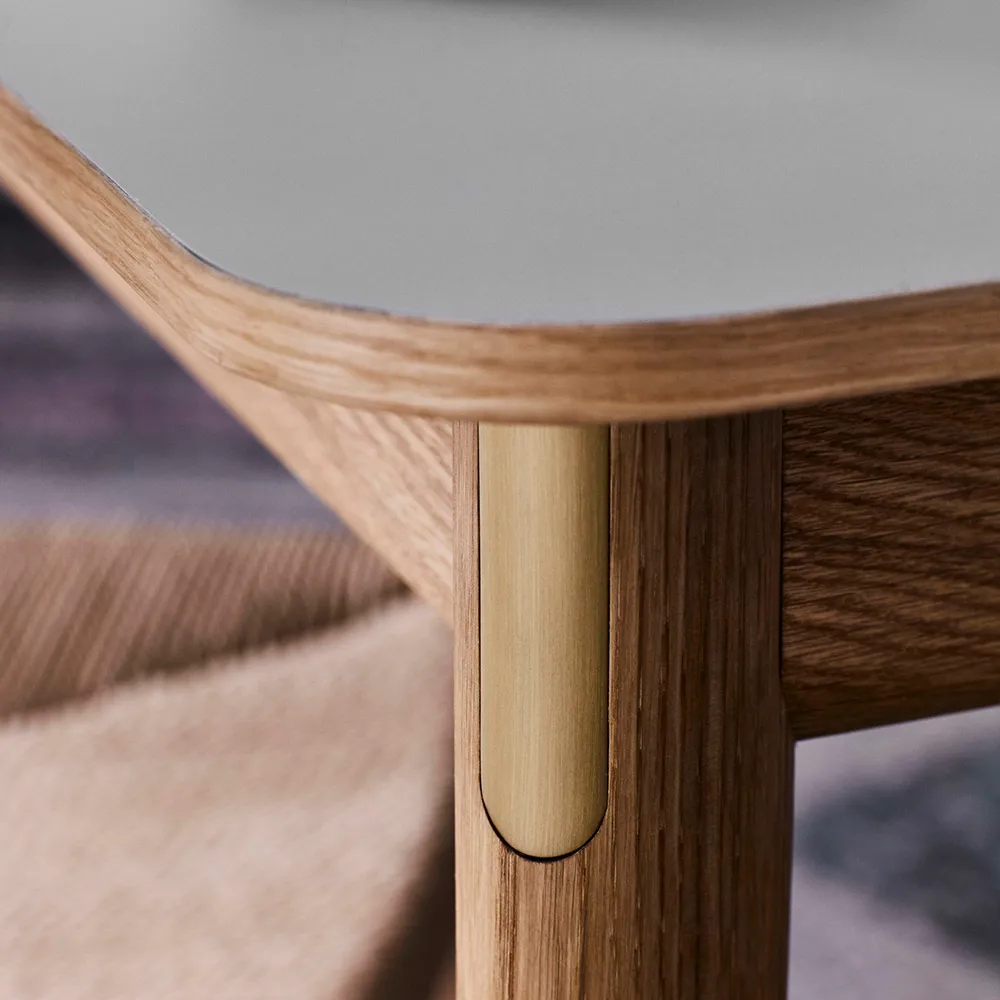 Patch HW2 dining table, Cacao orinoco. oiled walnut stand &Tradition