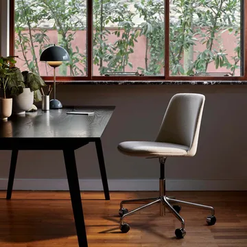 Rely HW31 office chair - Fabric re-wool 718 grey, black base - &Tradition