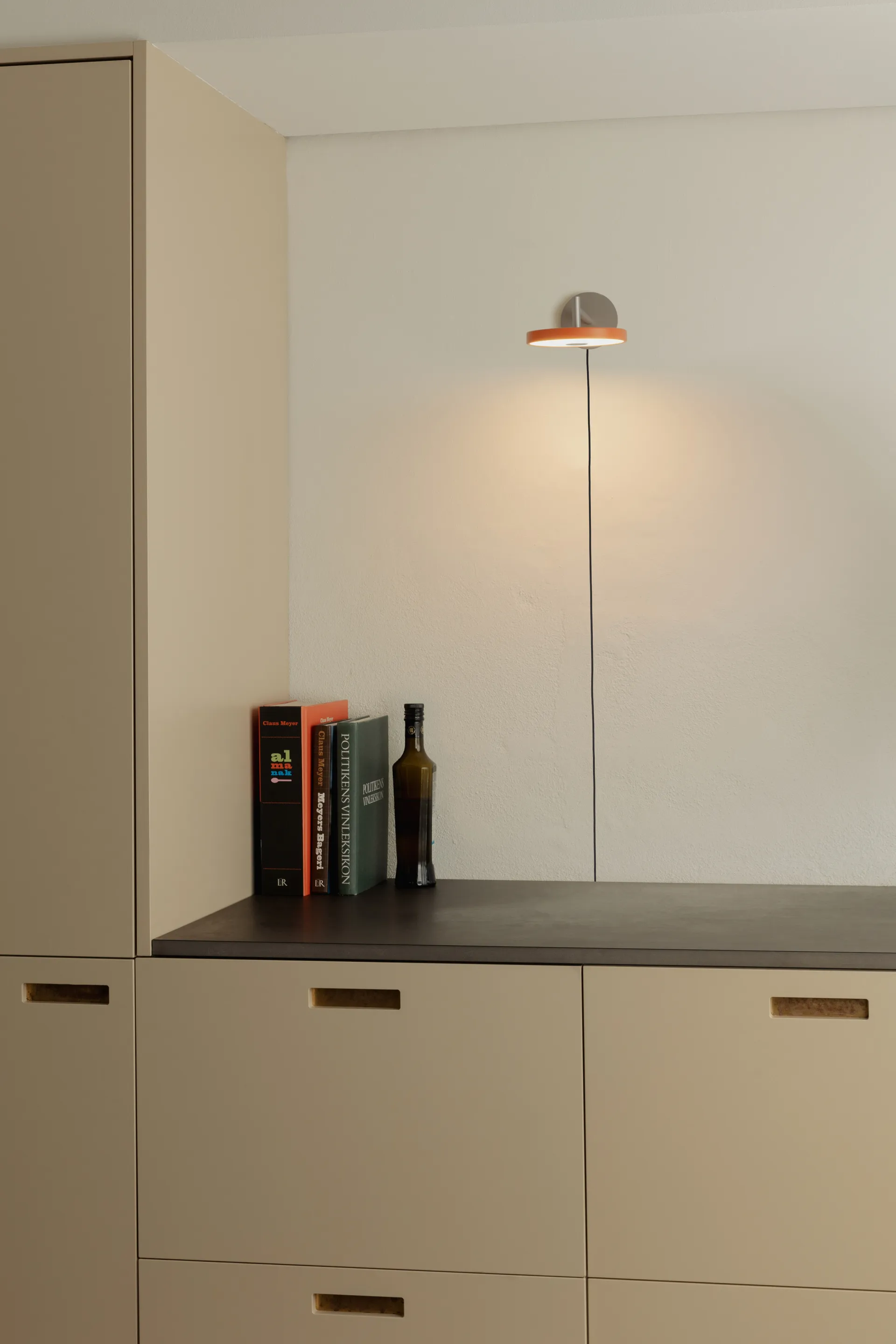 Asteria Wall wall lamp, Short, Nuance orange-chrome Umage