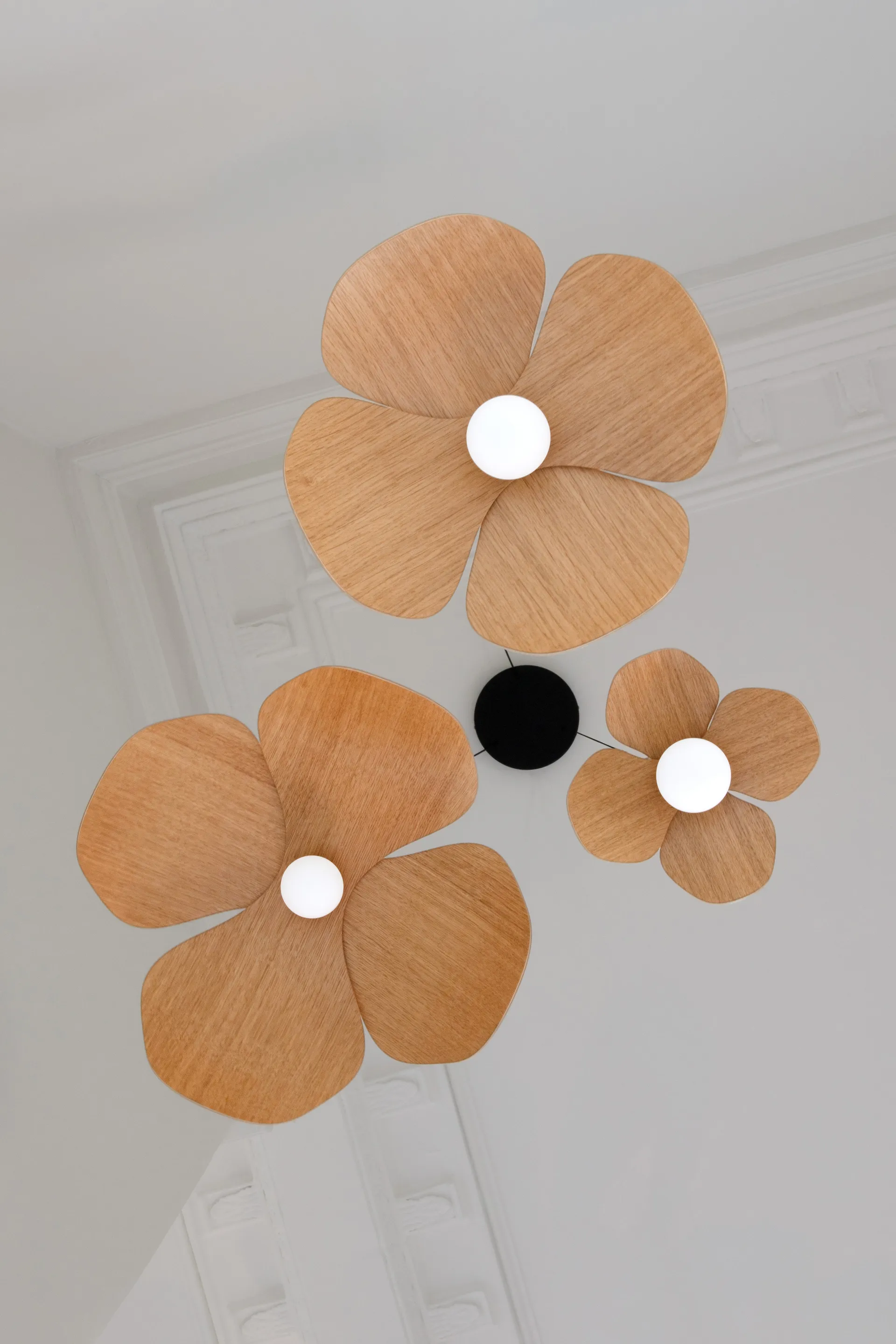 Forget Me Not pendant medium, Oak-cluster 5 Umage