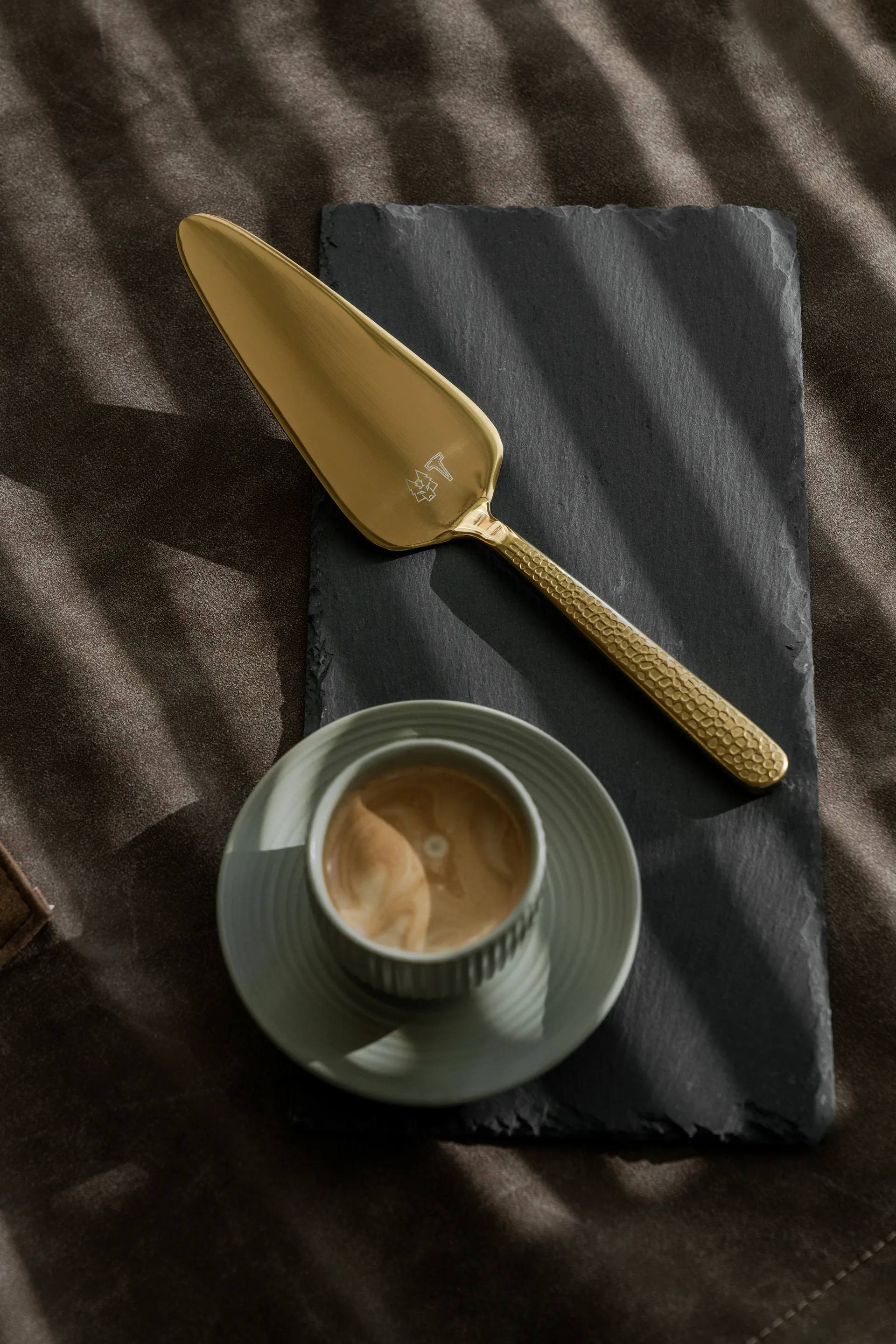 Duga espresso cup with saucer 4-pack, White. sandgrey. antracit. black Vargen & Thor