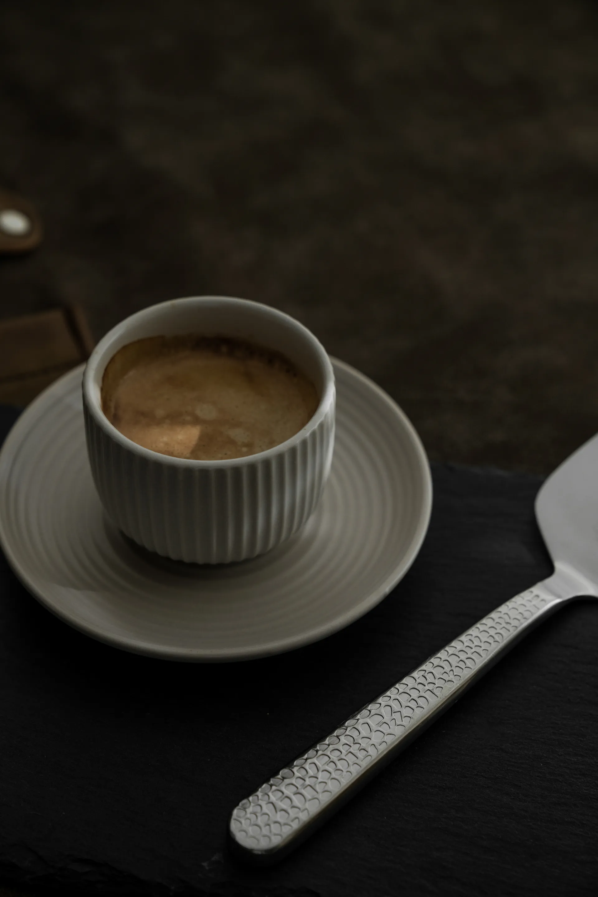 Duga espresso cup with saucer 4-pack, White. sandgrey. antracit. black Vargen & Thor