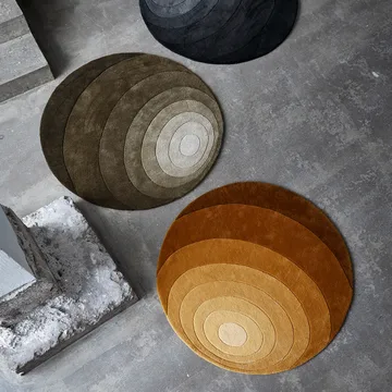 Luna rug Ø120 cm - Dark yellow - Verpan