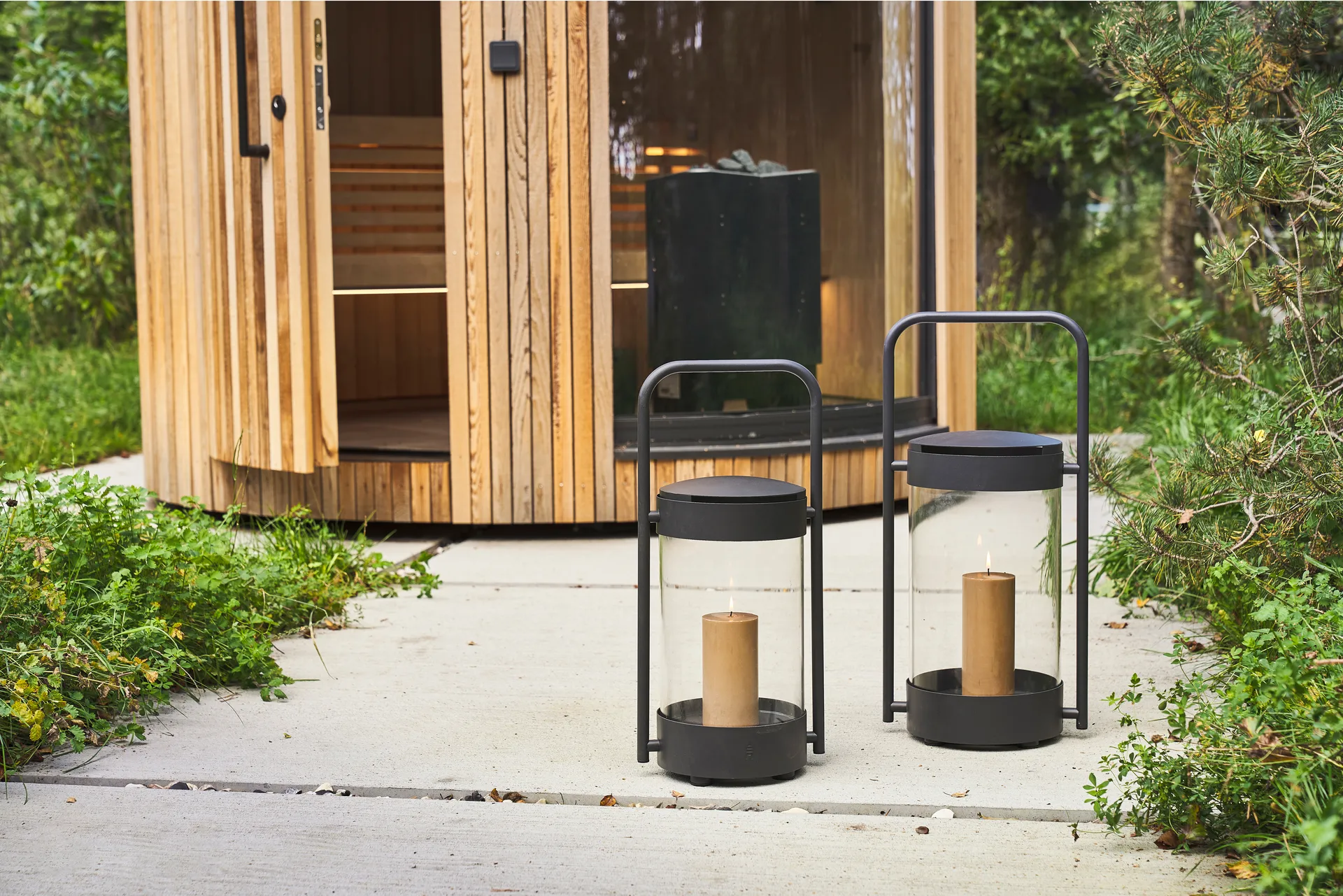 Ancona lantern 62.7 cm, Black Villa Collection