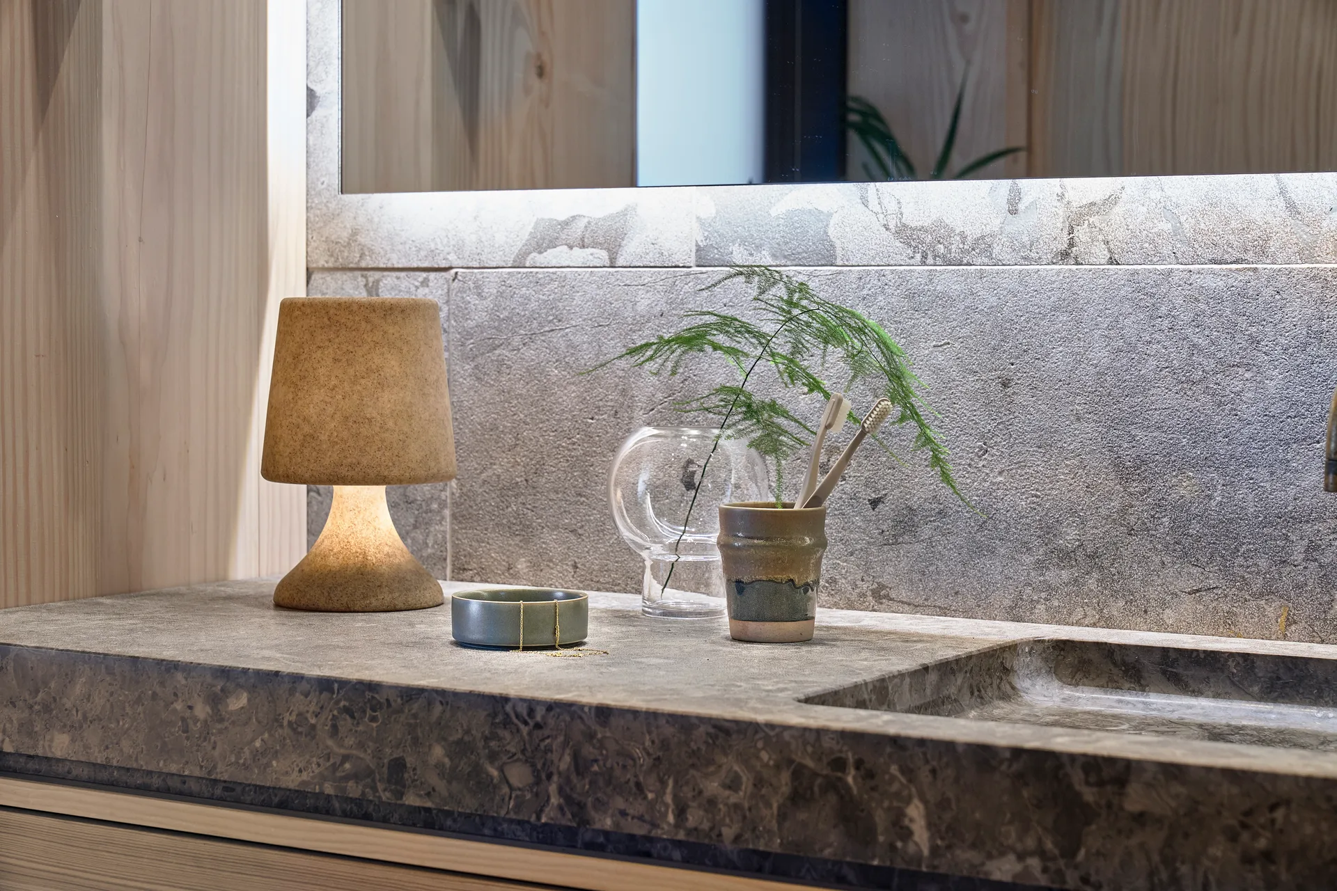 Midnat lounge lamp Ø16 cm, Light brown Villa Collection