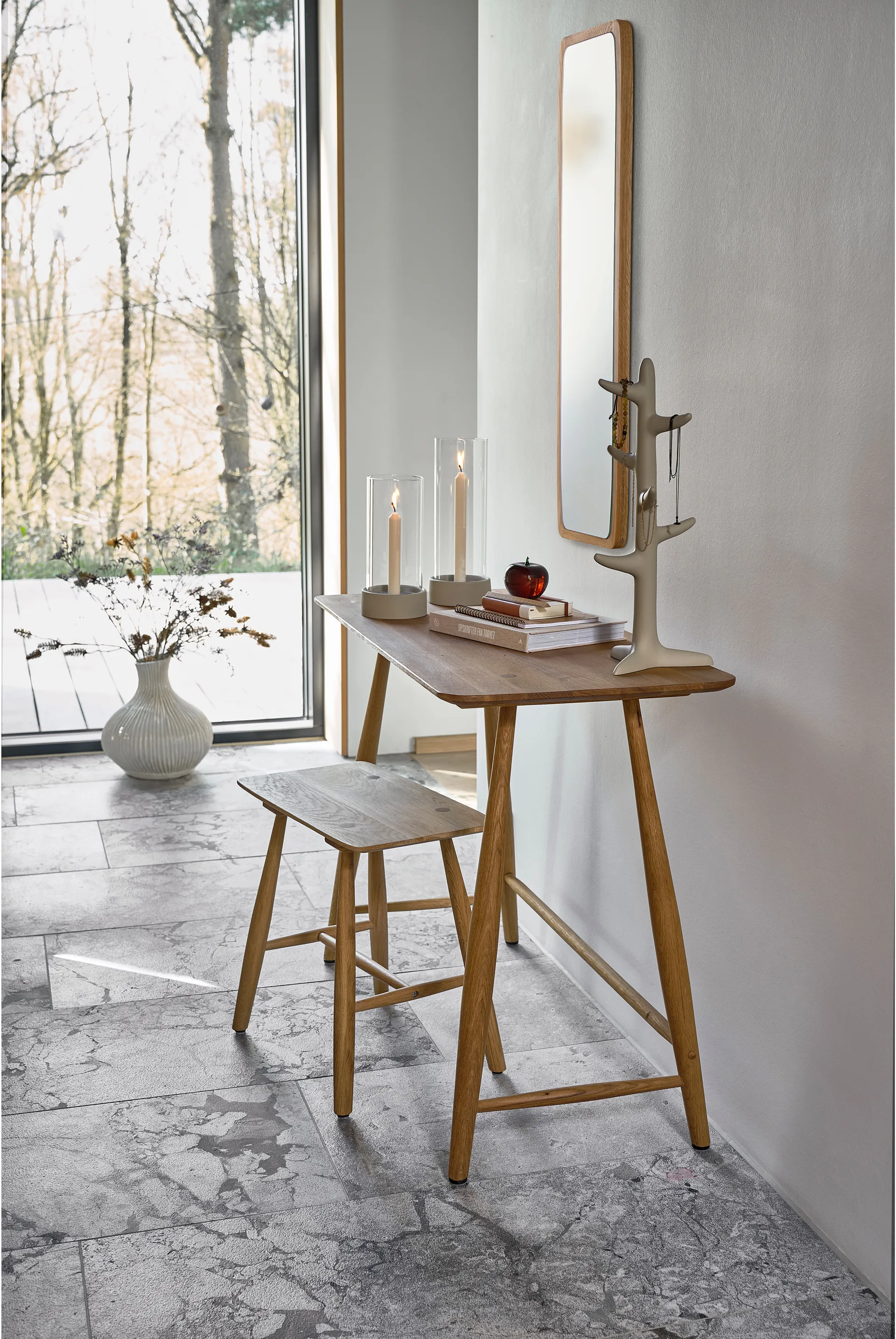 Oak vase Ø31x33,5 cm, Cream white Villa Collection
