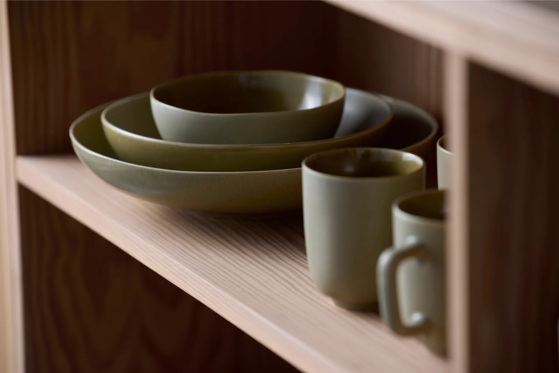 Shoku salad bowl Ø28 cm, Pure Green Villa Collection