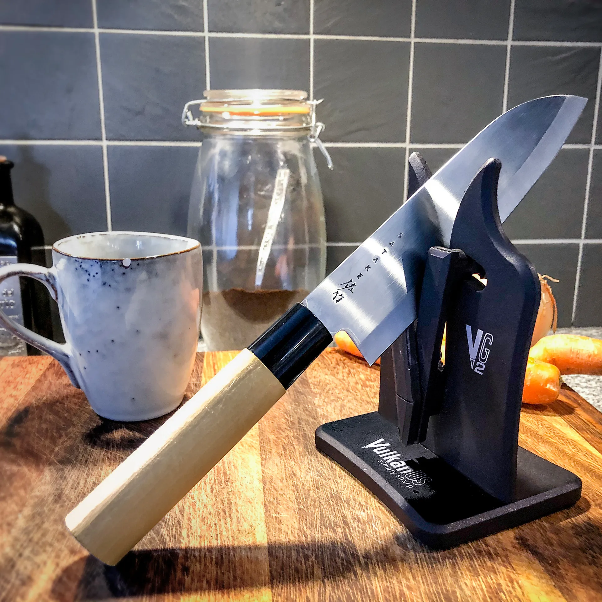 Vulkanus VG2 Classic knife sharpener, black Vulkanus