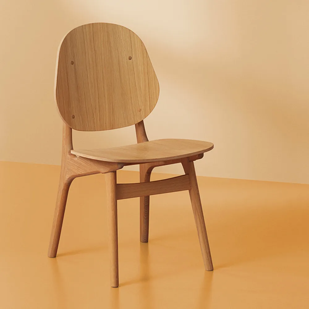 Noble chair, White oiled oak Warm Nordic