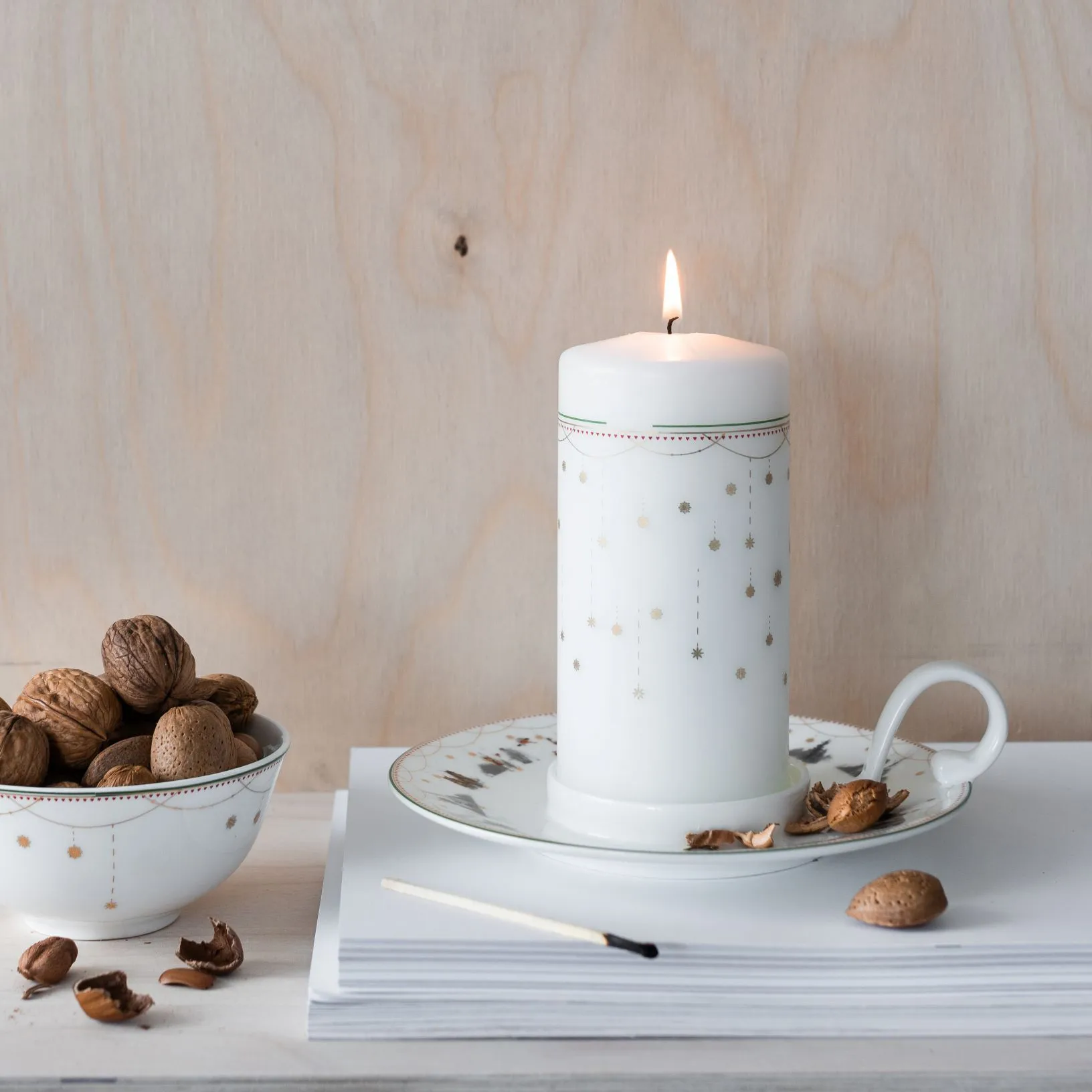 Julemorgen Story candle sticks, white Wik & Walsøe