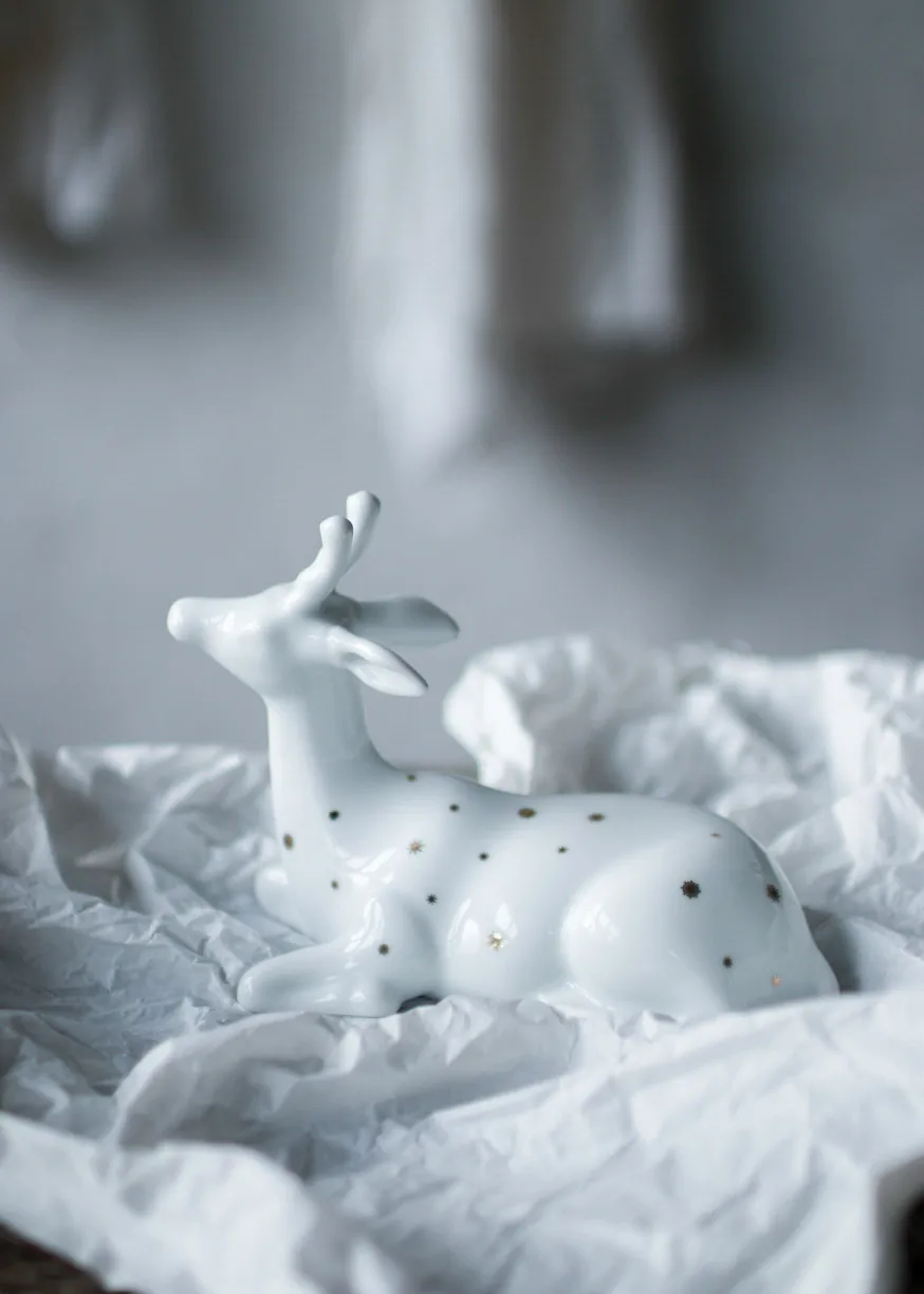 Starfall deer, White Wik & Walsøe
